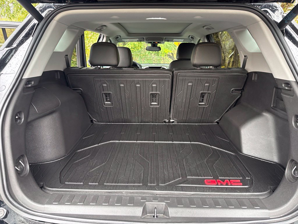Used 2021 GMC Terrain SLT w/ Infotainment Package II AWD/4WD image 13