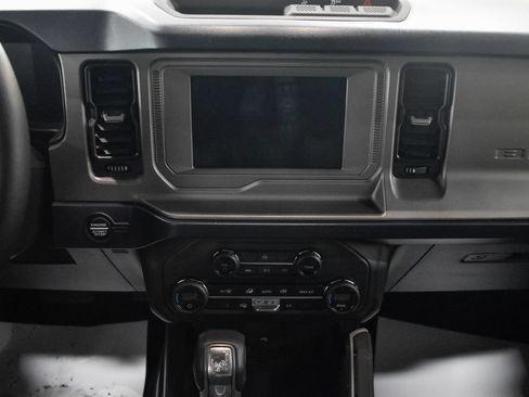 Used 2023 Ford Bronco Outer Banks AWD/4WD image 28