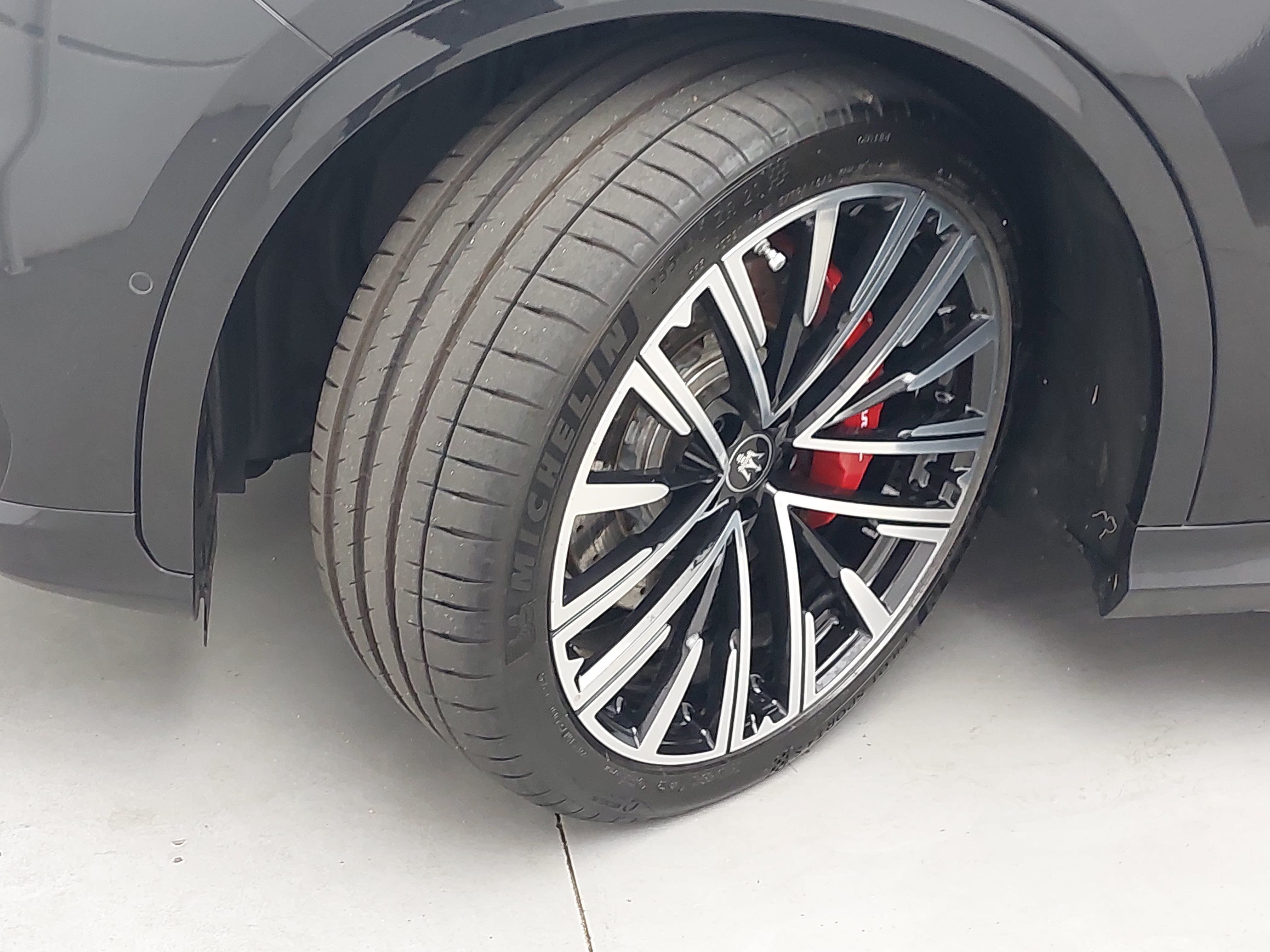 Used 2023 Maserati Grecale Trofeo AWD/4WD image 34