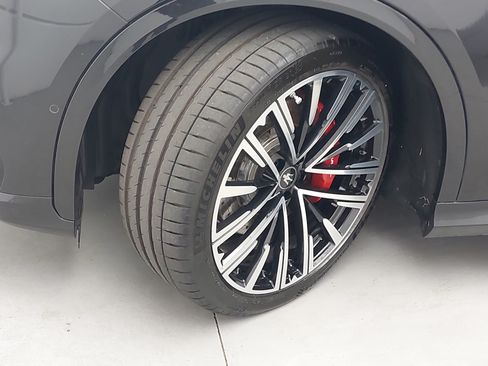 Used 2023 Maserati Grecale Trofeo AWD/4WD image 34