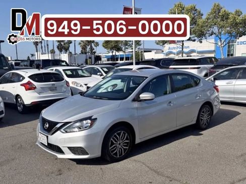 Used 2017 Nissan Sentra SV FWD image 1