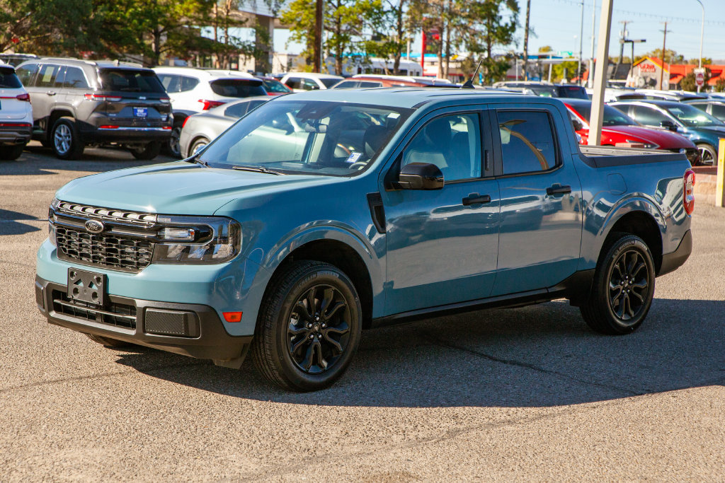 Used 2023 Ford Maverick XLT w/ XLT Luxury Package FWD image 9