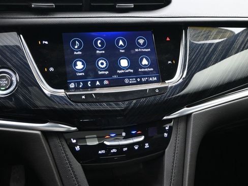 Used 2024 Cadillac XT6 Premium Luxury AWD/4WD image 18