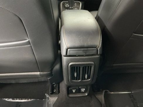 Used 2018 Jeep Compass Latitude w/ Popular Equipment Group image 24