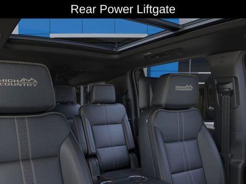 New 2026 Chevrolet Suburban High Country AWD/4WD image 25