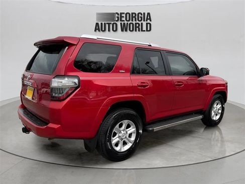 Used 2018 Toyota 4Runner SR5 image 9