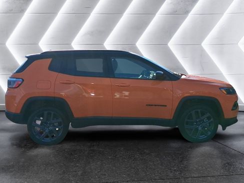 New 2026 Jeep Compass Limited AWD/4WD image 7