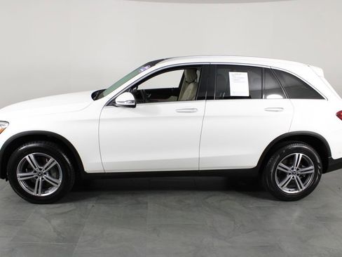 Used 2022 Mercedes-Benz GLC 300 4MATIC image 9
