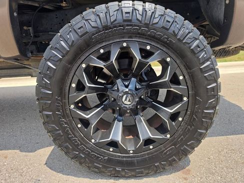 Used 2016 Ford F250 King Ranch w/ FX4 Off-Road Package AWD/4WD image 16