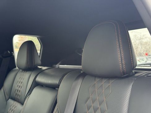 Used 2025 Mitsubishi Outlander SEL image 26