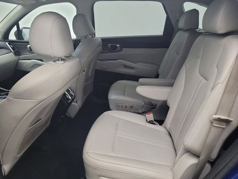 Used 2021 Kia Sorento EX w/ Panoramic Sunroof Package AWD/4WD image 18