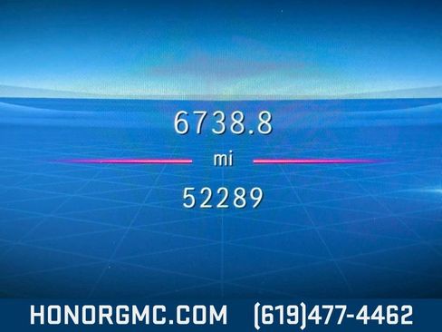 Used 2024 Mercedes-Benz GLC 300 image 32