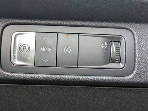 New 2026 Chevrolet Traverse LT w/ Driver Confidence Package image 25