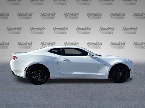 Used 2016 Chevrolet Camaro LT image 10