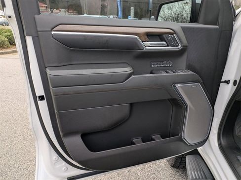 Used 2024 Chevrolet Silverado 1500 High Country w/ High Country Premium Package image 12