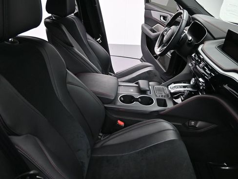 Used 2022 Acura MDX A-Spec image 11