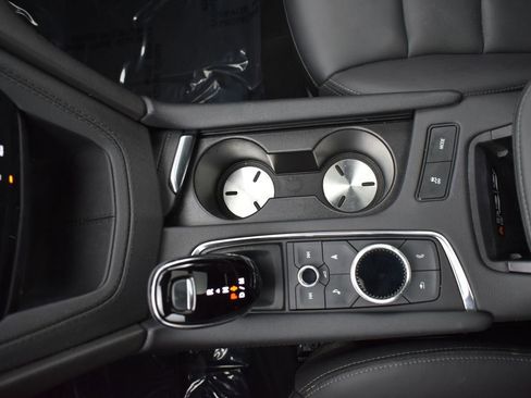 Used 2023 Cadillac XT5 Sportv image 22