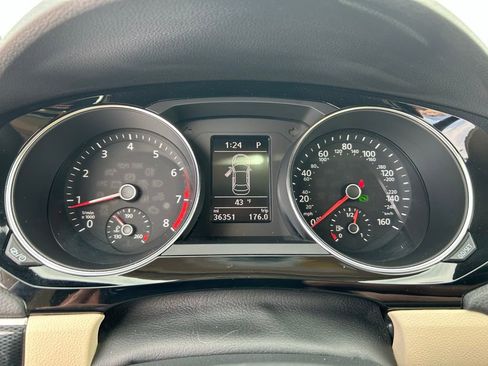 Used 2017 Volkswagen Jetta SEL image 14