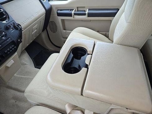 Used 2008 Ford F350 XLT image 13