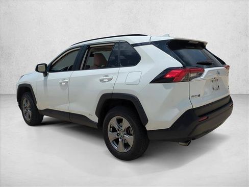 Used 2025 Toyota RAV4 XLE w/ Convenience Package AWD/4WD image 7