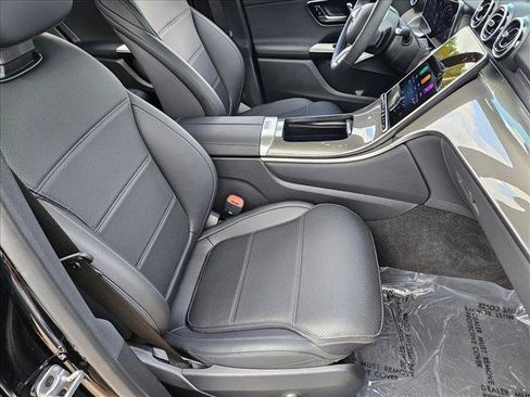 Used 2026 Mercedes-Benz GLC 300 image 19