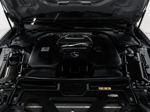 Used 2022 Mercedes-Benz SL 63 AMG 4MATIC image 31