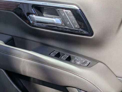 New 2026 Chevrolet Tahoe Premier AWD/4WD image 13