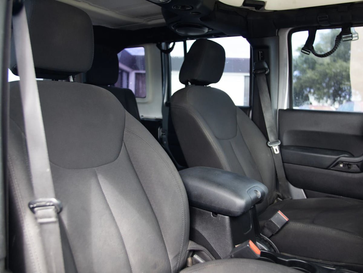 Used 2014 Jeep Wrangler Unlimited Sport AWD/4WD image 20