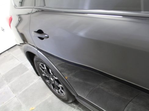 Used 2019 Nissan Pathfinder SL image 43