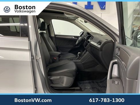 Certified 2023 Volkswagen Tiguan SE image 13