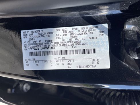 Used 2022 Ford F250 Lariat w/ Lariat Ultimate Package AWD/4WD image 39