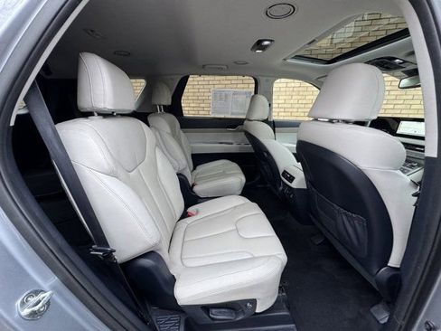 Used 2021 Hyundai Palisade SEL w/ Premium Package image 24