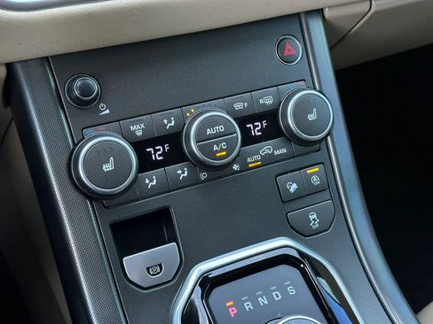 Used 2019 Land Rover Range Rover Evoque AWD/4WD image 37