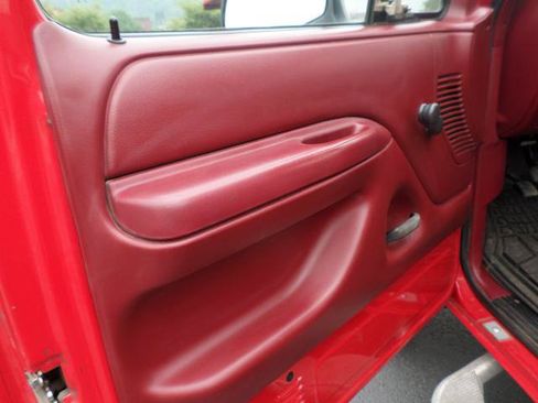Used 1997 Ford F250 4x4 Regular Cab Heavy Duty image 28