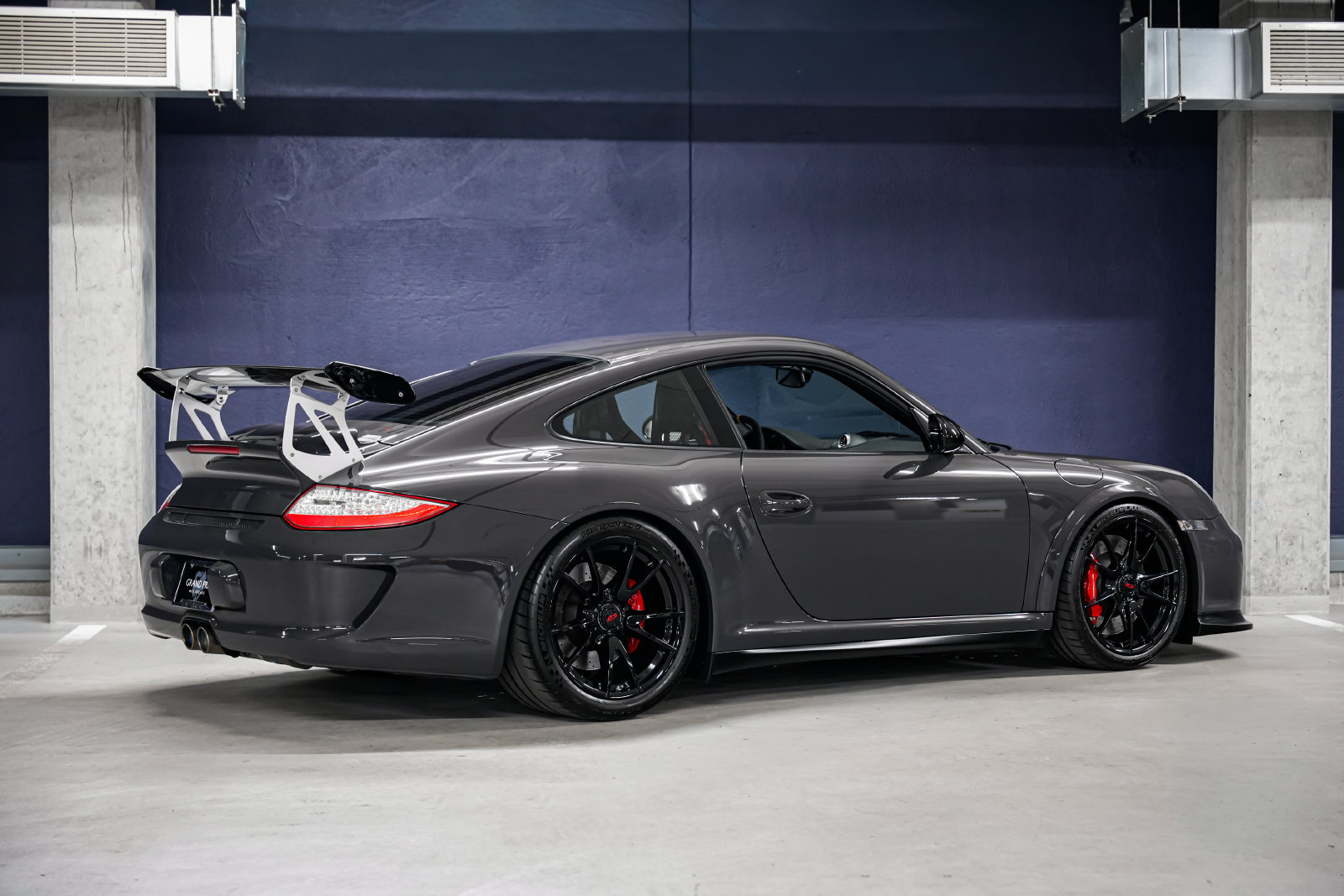 Used 2011 Porsche 911 GT3 RS RWD image 3