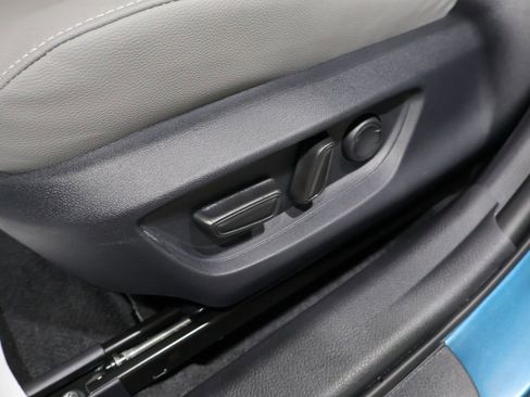 Used 2026 Toyota Camry SE image 12