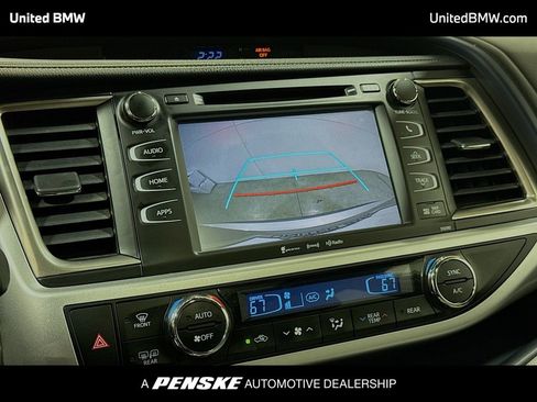Used 2019 Toyota Highlander XLE FWD image 9
