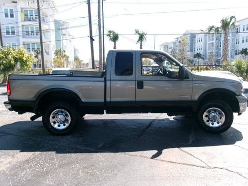 Used 2006 Ford F250 XLT AWD/4WD image 13
