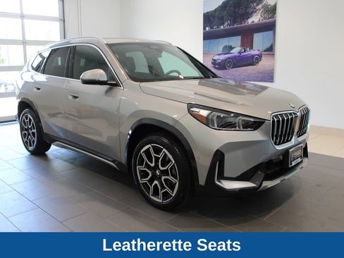 Used 2025 BMW X1 xDrive28i w/ Convenience Package AWD/4WD image 2