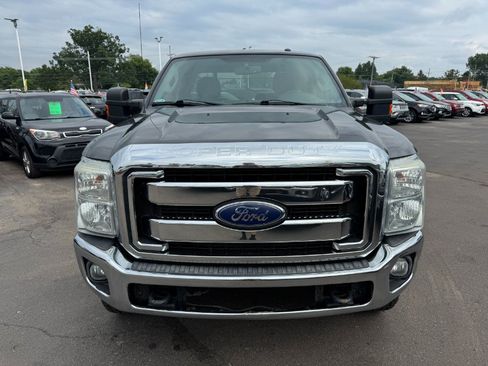Used 2016 Ford F250 XLT w/ Camper Package AWD/4WD image 8