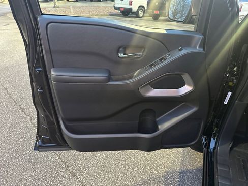 New 2026 Nissan Frontier SV w/ All-Weather Content Package image 10