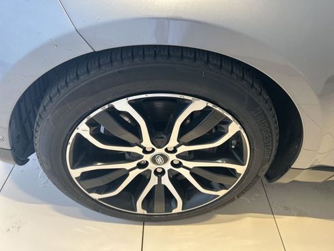Certified 2021 Land Rover Range Rover Sport HSE Silver Edition image 20