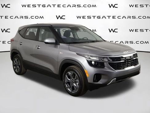 Used 2026 Kia Seltos LX FWD image 40