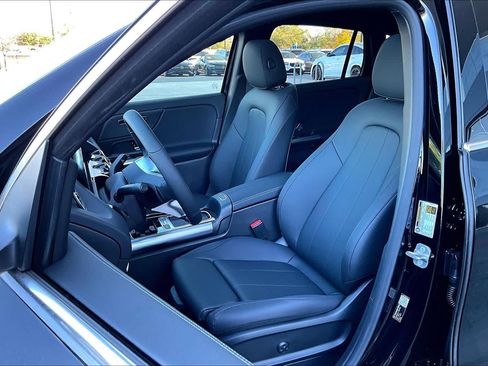 Used 2026 Mercedes-Benz GLA 250 image 9