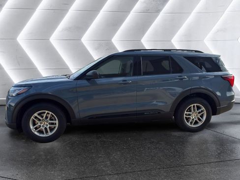 New 2026 Ford Explorer Active image 3