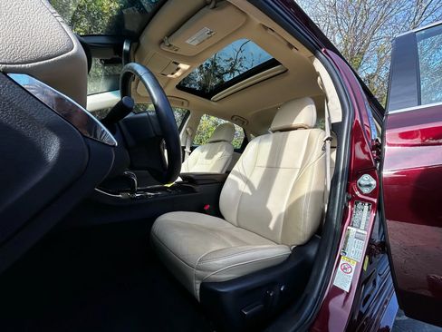 Used 2018 Toyota Avalon XLE Premium image 24