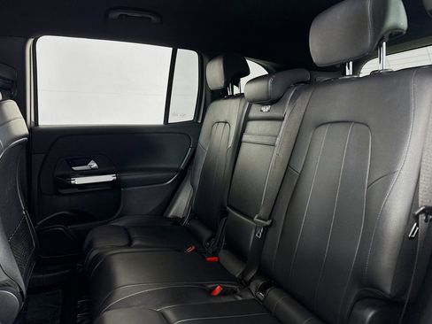 Certified 2021 Mercedes-Benz GLB 250 4MATIC image 8