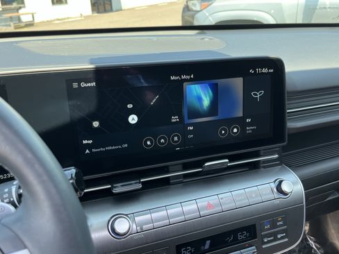 Certified 2025 Hyundai Kona Limited FWD image 23