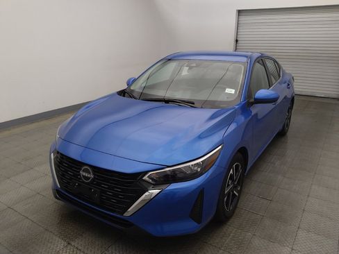Used 2025 Nissan Sentra SV FWD image 15
