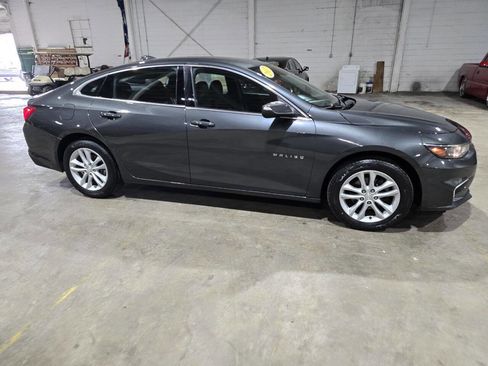 Used 2017 Chevrolet Malibu LT w/ Leather Package image 17